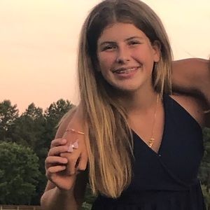 Meet your Posher, Lexi